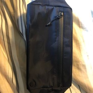Athleta cosmetic bag